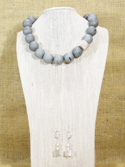 
GRAY AGATE DRUSY AND STERLING CUBE WITH STERLING SILVER CLASP