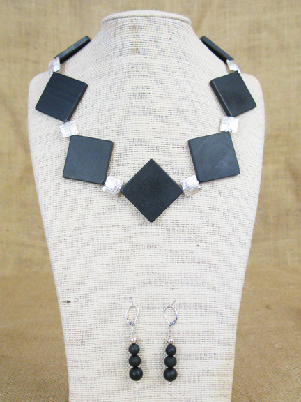 
BLACK ONYX LARGE FLAT SQUARES & STERLING SILVER WOVEN PATTERNED STERLING SQUARES WITH STERLING SILVER CLASP