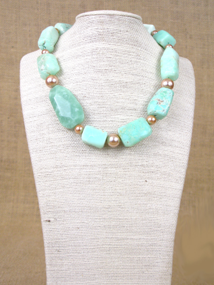 GREEN CHRYSOPRASE & SHELL PEARLS WITH GOLD VERMEIL CLASP