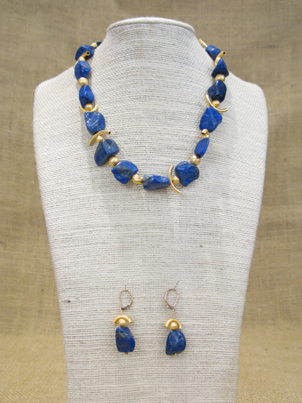 
BLUE LAPIS & GOLD VERMEIL NOODLES WITH GOLD VERMEIL CLASP