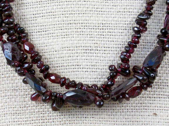 
RED GARNET WITH STERLING SILVER CLASP