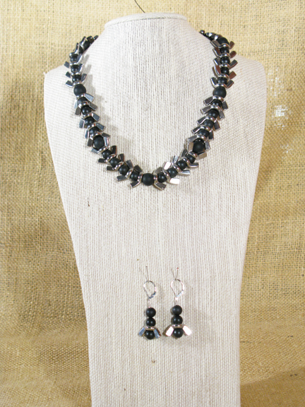 
BLACK AGATE & ONYX AND STAINLESS STEEL WING NUTS WITH STERLING CLASP