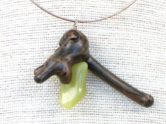 BURLED ROOT WITH LIGHT OLIVE GREEN JADE