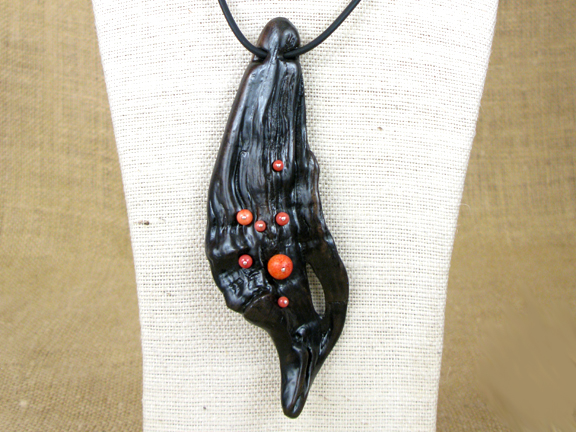 
DRIFTWOOD & CORAL WITH RUBBER COLLAR
