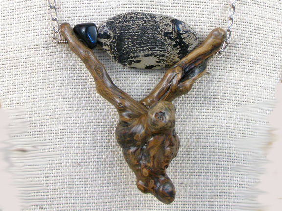 
BURLED ROOT WITH PICTURE JASPER & BLACK ONYX WITH STERLING SILVER CHAIN