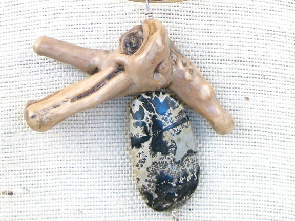 
BURLED ROOT WITH FERN PATTERNED PICTURE JASPER WITH STERLING COLLAR