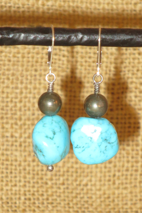 
Turquoise magnesite & pyrite