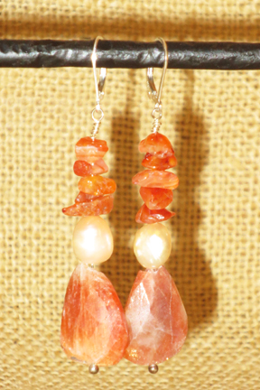 
Moonstone, Carnelian & pearls