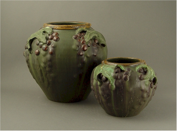 EPHRAIM POTTERY GRAPES OF WRATH POTTERY VASE