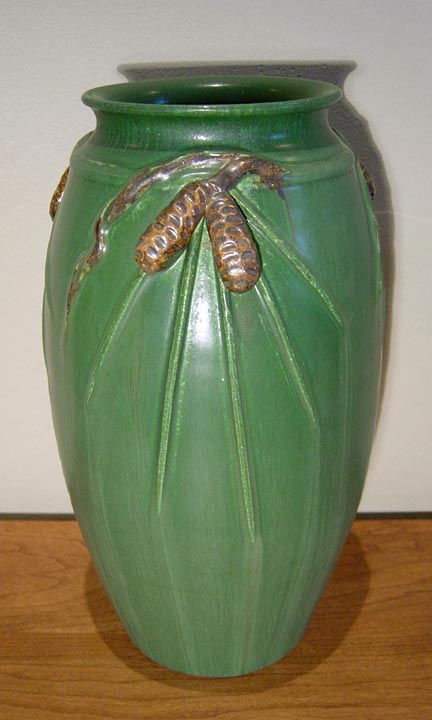 EPHRAIM POTTERY PINECONE POTTERY VASE