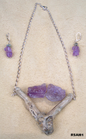 BURLED ROOT WITH AMETHYST