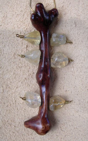 BURLED ROOT WITH CITRINE