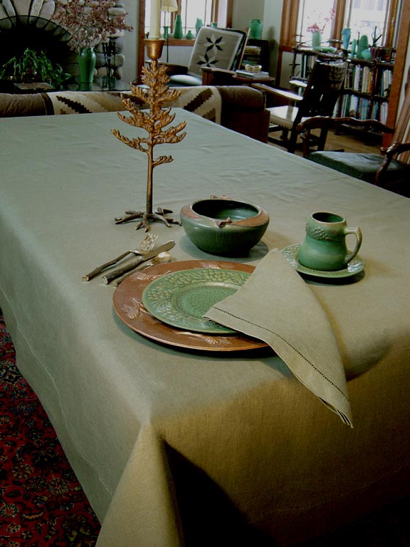 Arts and Crafts Movement colored linensnapkins, runners and