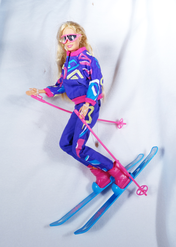 BARBIE SKIS
