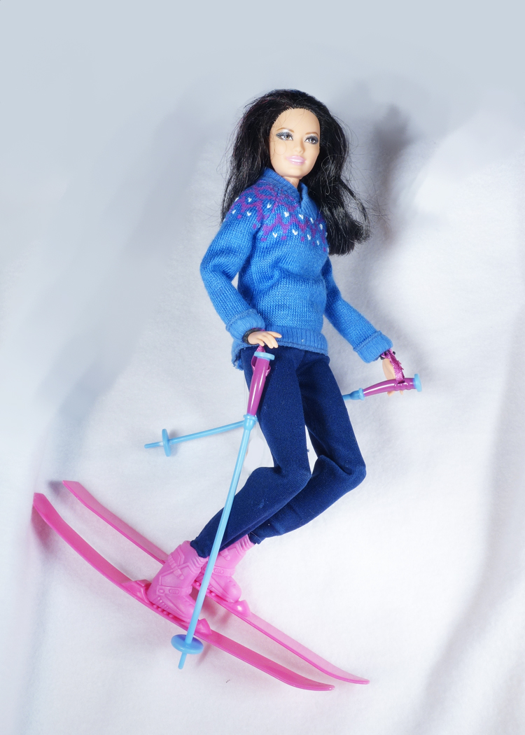 BARBIE SKIS
