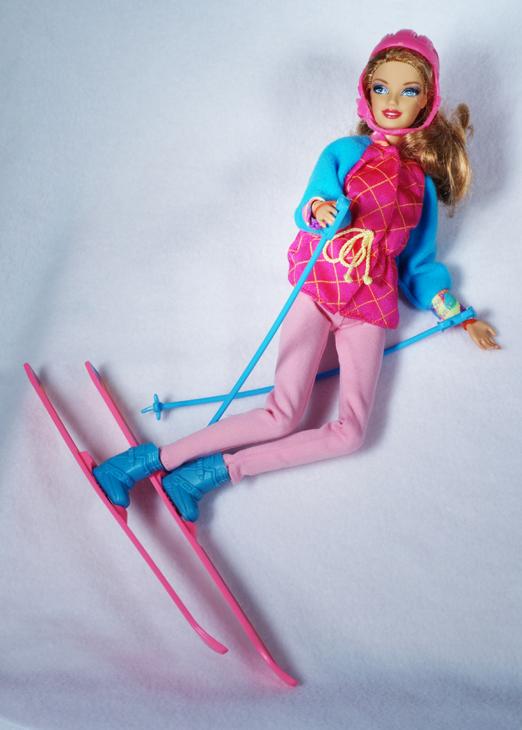 BARBIE SKIS
