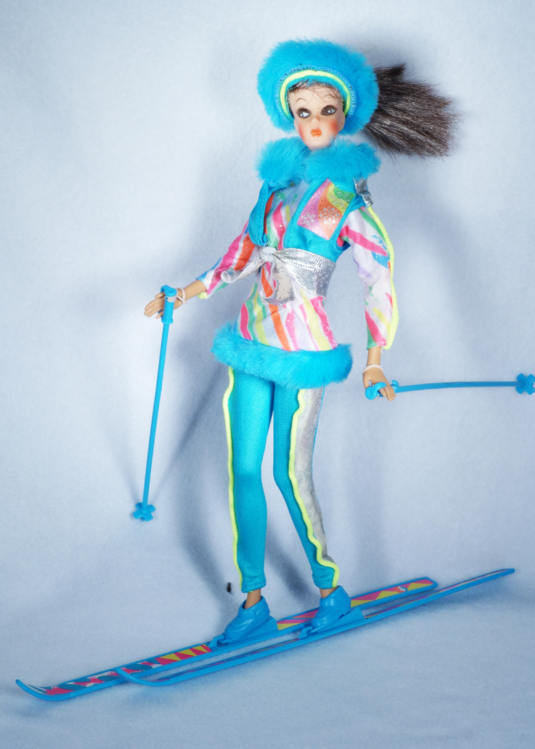 BARBIE SKIS
